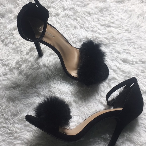 Forever Shoes - Black Fuzzy Heels